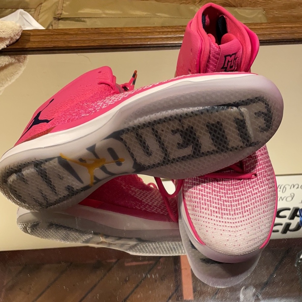 Jordan 31 Marquette Breast Cancer Awareness